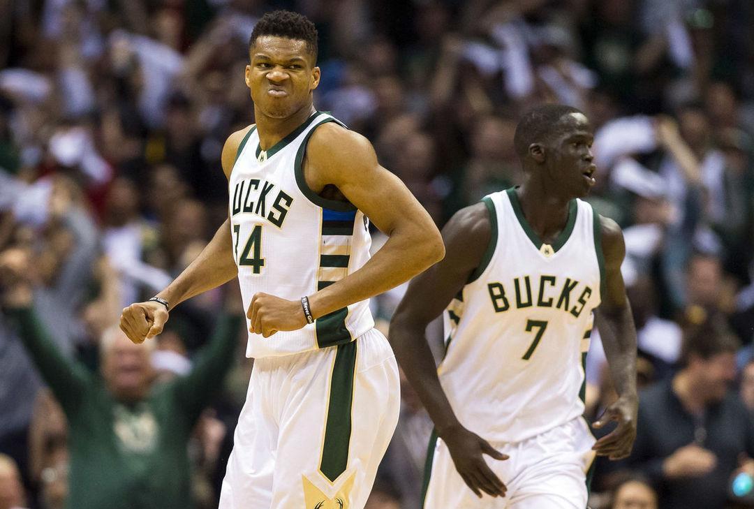 雄鹿碾压浙江队,范弗利特关键制胜 雄鹿碾压浙江队,范弗利特关键制胜