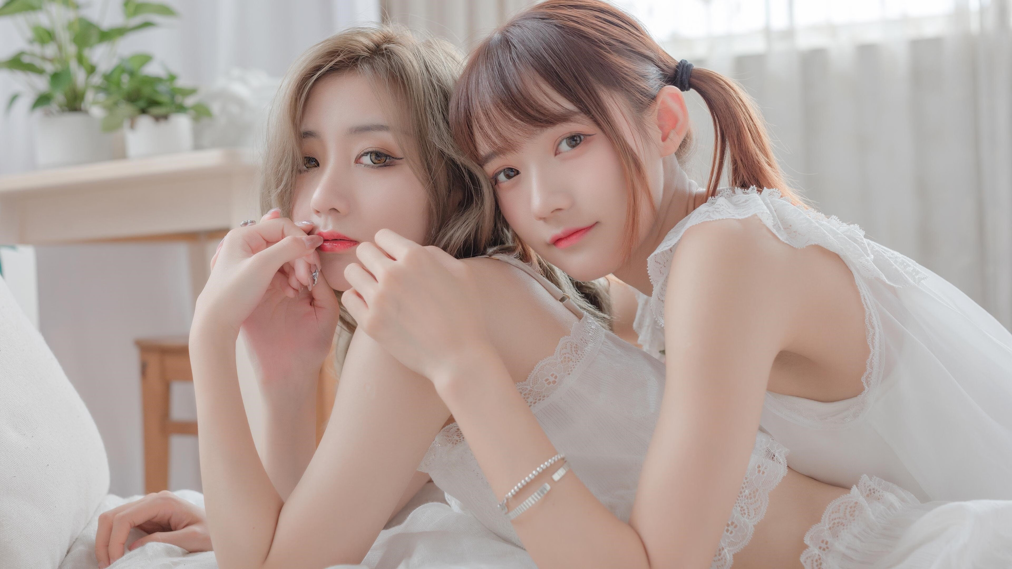 双线辉煌，莱比锡红牛完胜中国劲旅，阿克欧冠淘汰赛接管比赛